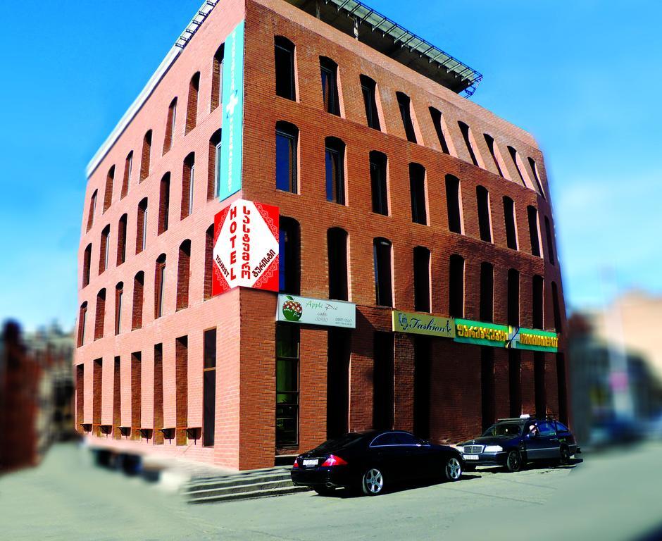 Hotel Tourist Tbilisi ภายนอก รูปภาพ