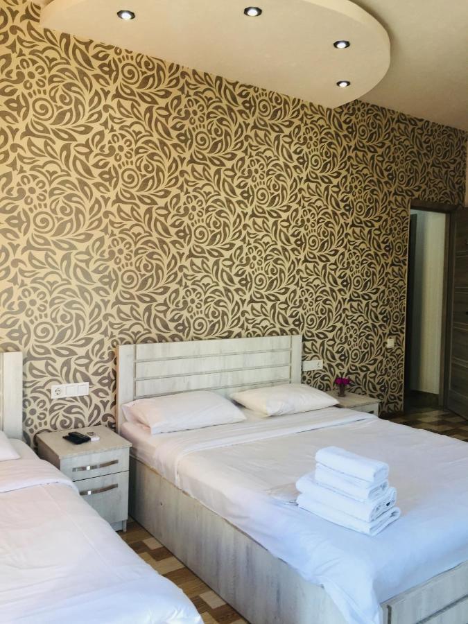Hotel Tourist Tbilisi ภายนอก รูปภาพ